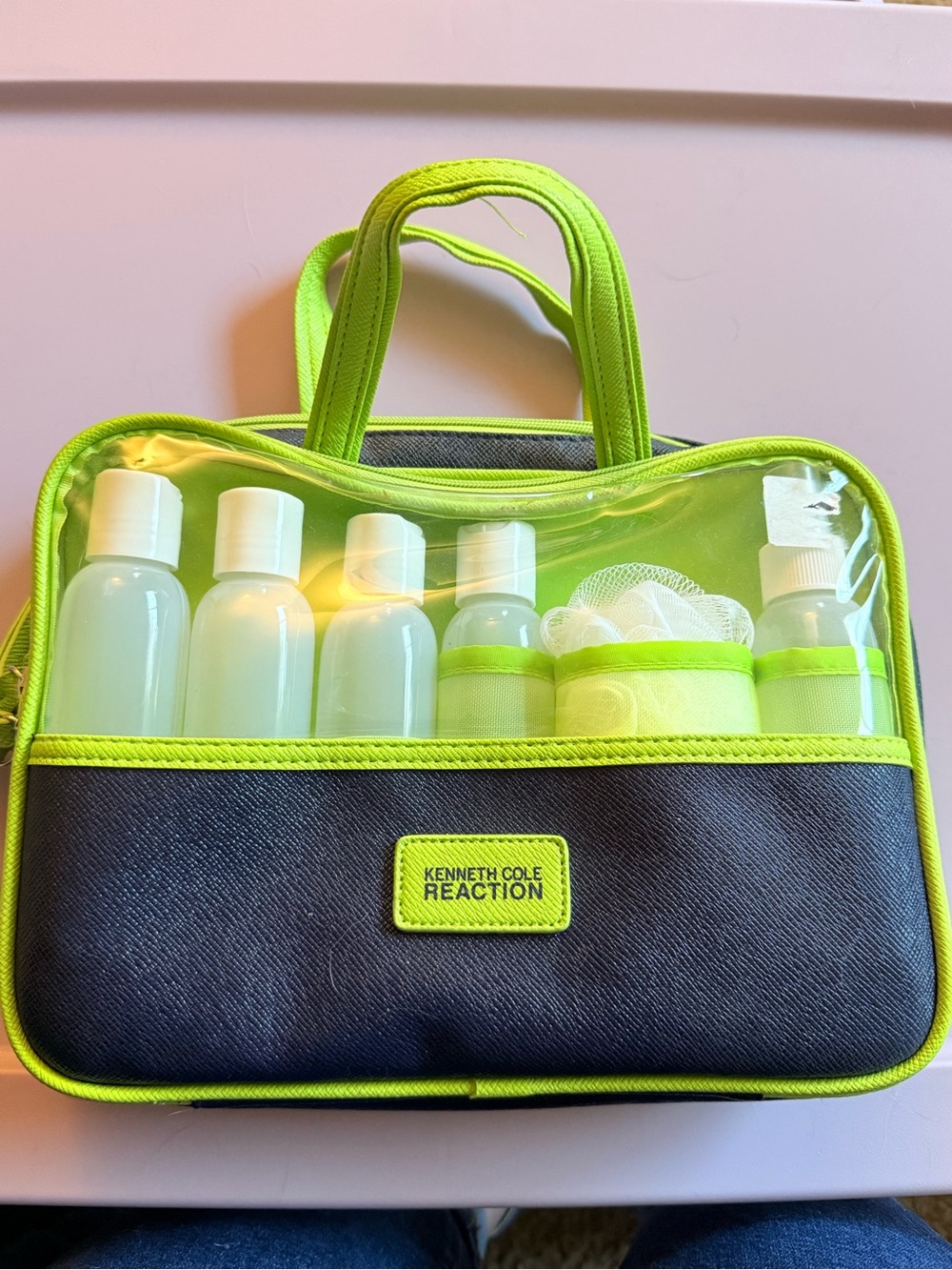 Kenneth Cole Reaction Neon Lime and Black Travel Bath & Body Set